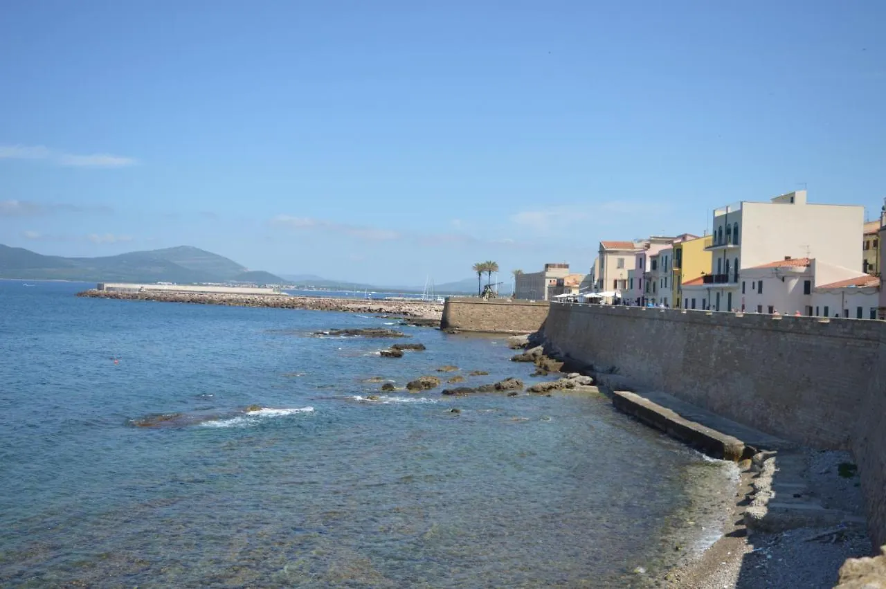 B&B Gaudi Alghero Bed & Breakfast